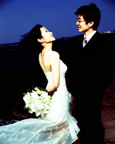 拍照的鞋子和<em>隐形胸罩的穿法</em>-第1页-结婚经验