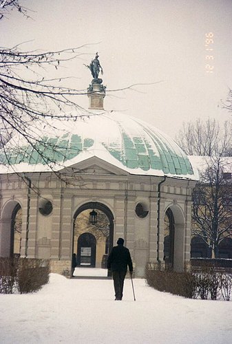 1198725466_c1cdeb7d66ba256f0a74f54412b14a9e.jpg
