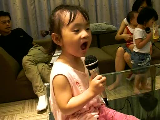 妍妍唱歌2