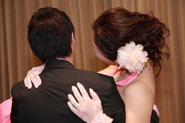 徵求 徵求<em>头上</em>有<em>大</em>朵花装饰的造型还有希腊风