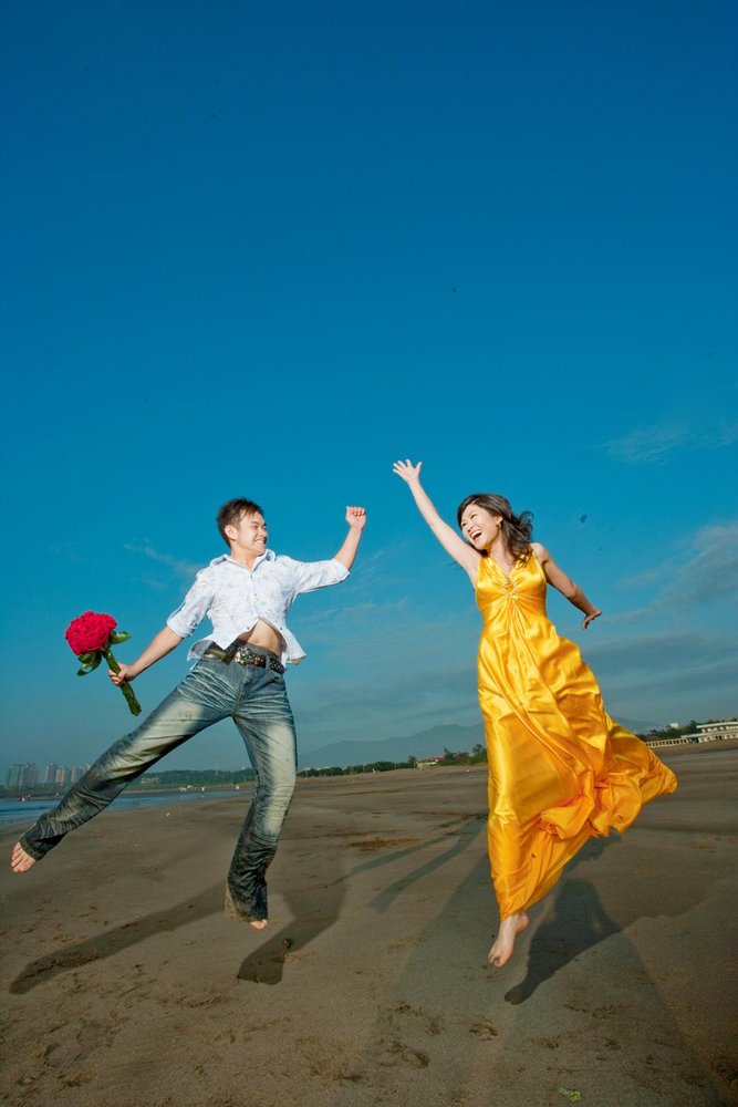 分享我的婚纱照毛片~感谢「茱蒂时尚精品婚纱