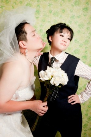 分享<em>男扮女,女扮男</em>角色互换<em>婚纱照</em>-第1页-结婚