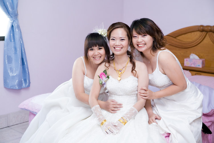 <em>可以</em>分享一下<em>结婚</em>白纱<em>头发</em>的造型吗-第1页-结
