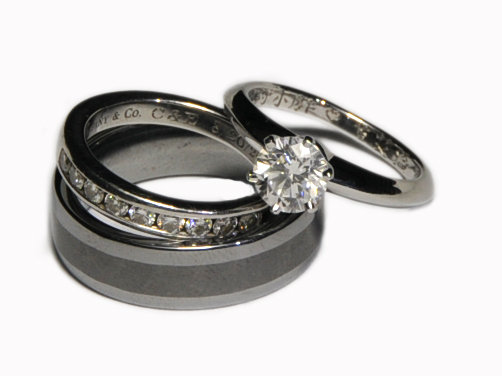 有水水买过Catier or Tiffany婚戒,可否分享款式