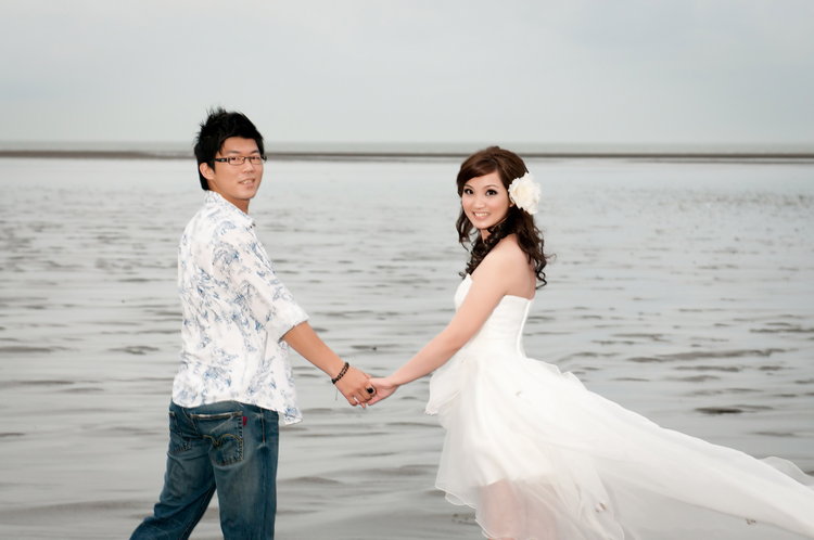 请分享两人携手及手牵手的婚纱照片~~-第1页-结