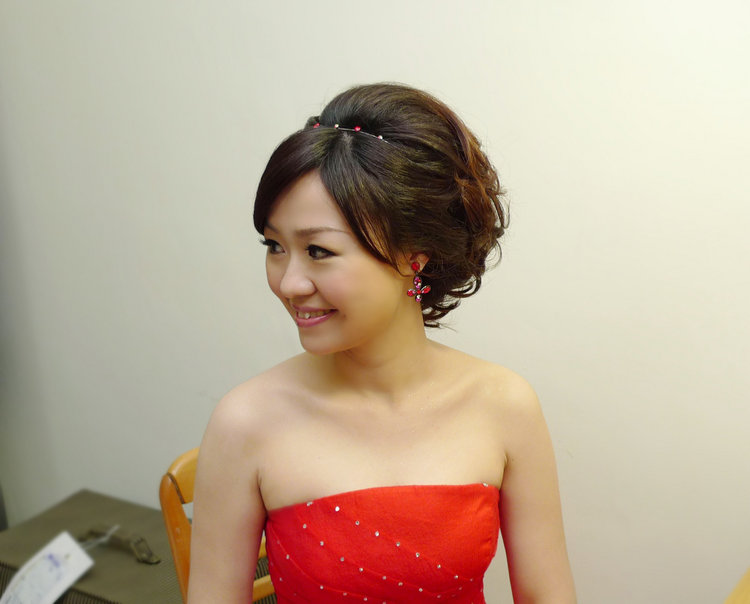 订婚造型分享-短发新娘 - chiech512的部落格 -