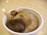 養生菇雞燉翅
