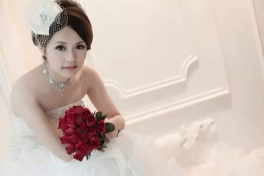 泱廷