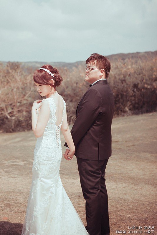 ღ瀚&茜ღ※Photographer：Jul monkey with Love深井猴  ※Makeup：愛瑞思 ※Dress：Dream婚紗工坊