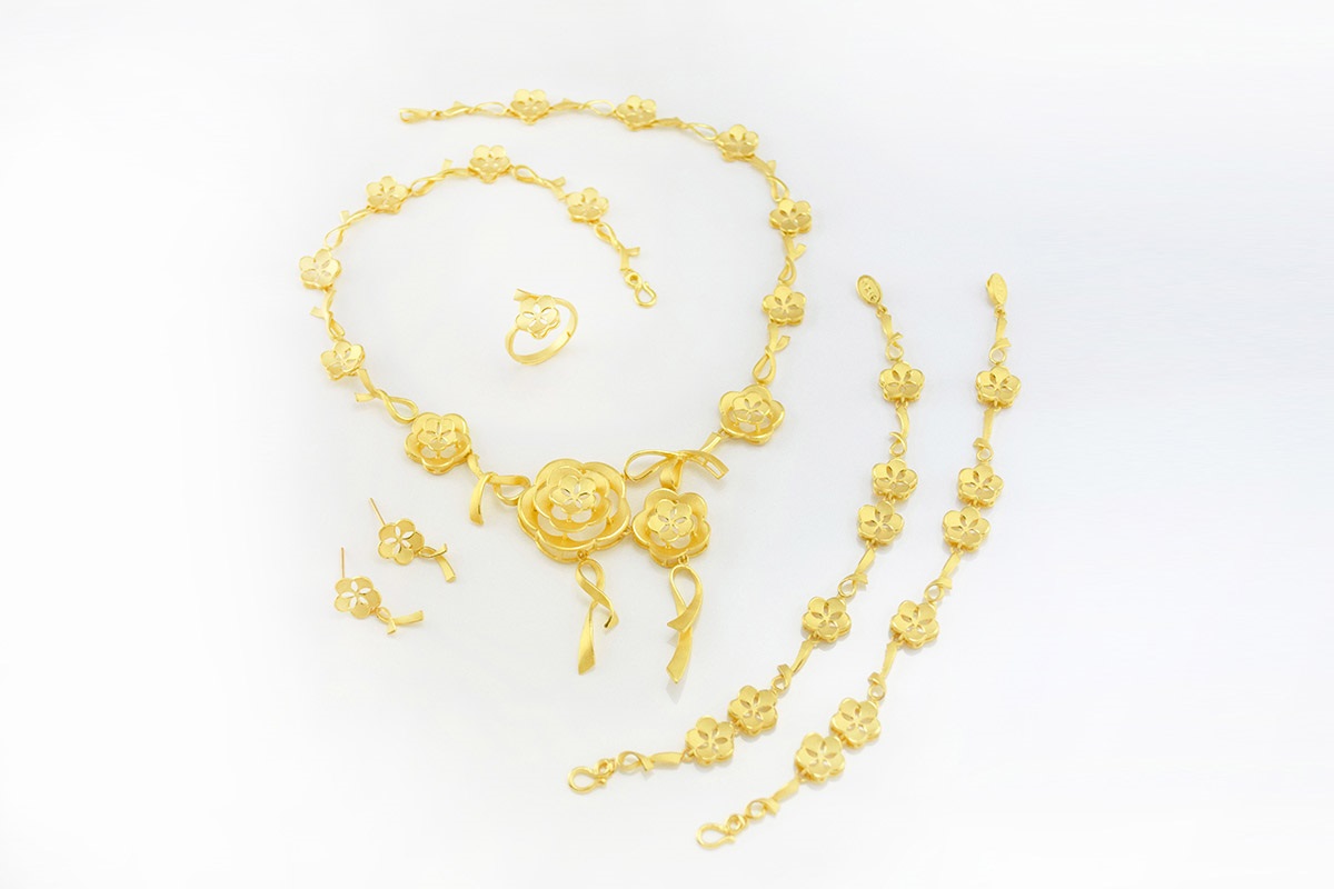 放闪!图多!今生金饰结婚概念馆一次全买齐了!金