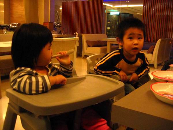 1195130453_ad8768bd946d05f99fae31f070dae9d9.jpg