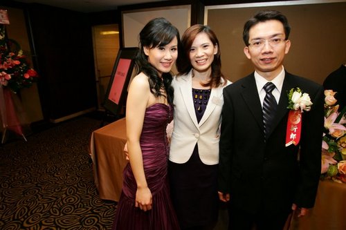 1200714660_83acbd2dcc9f27025c0c495c2660c4c3.jpg