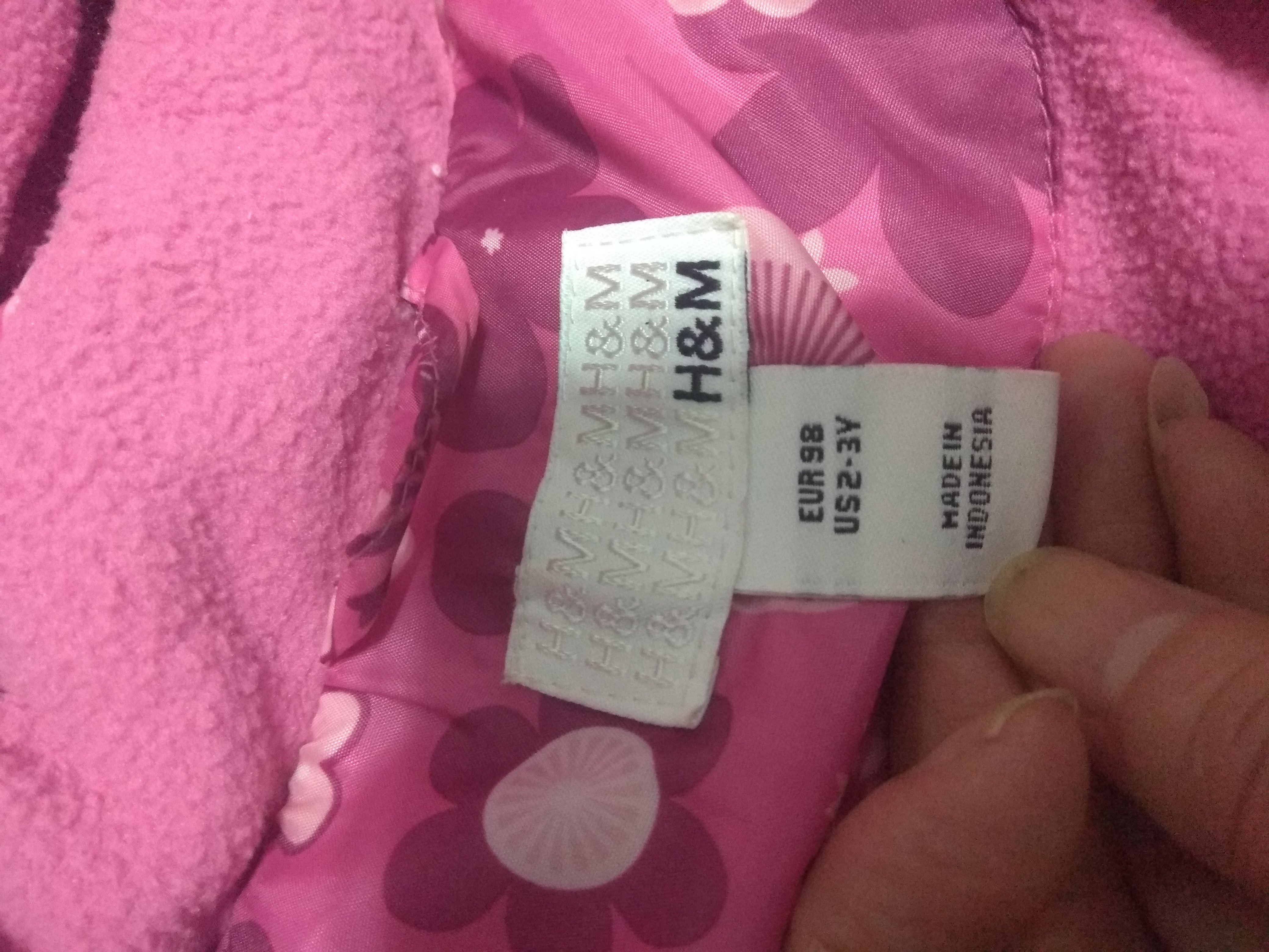 二手100cm-140cm女童冬天保暖外套衣服褲子優惠出清20元起，歡迎詢問-新娘二手轉讓
