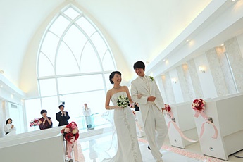 分享我的沖繩教堂婚禮