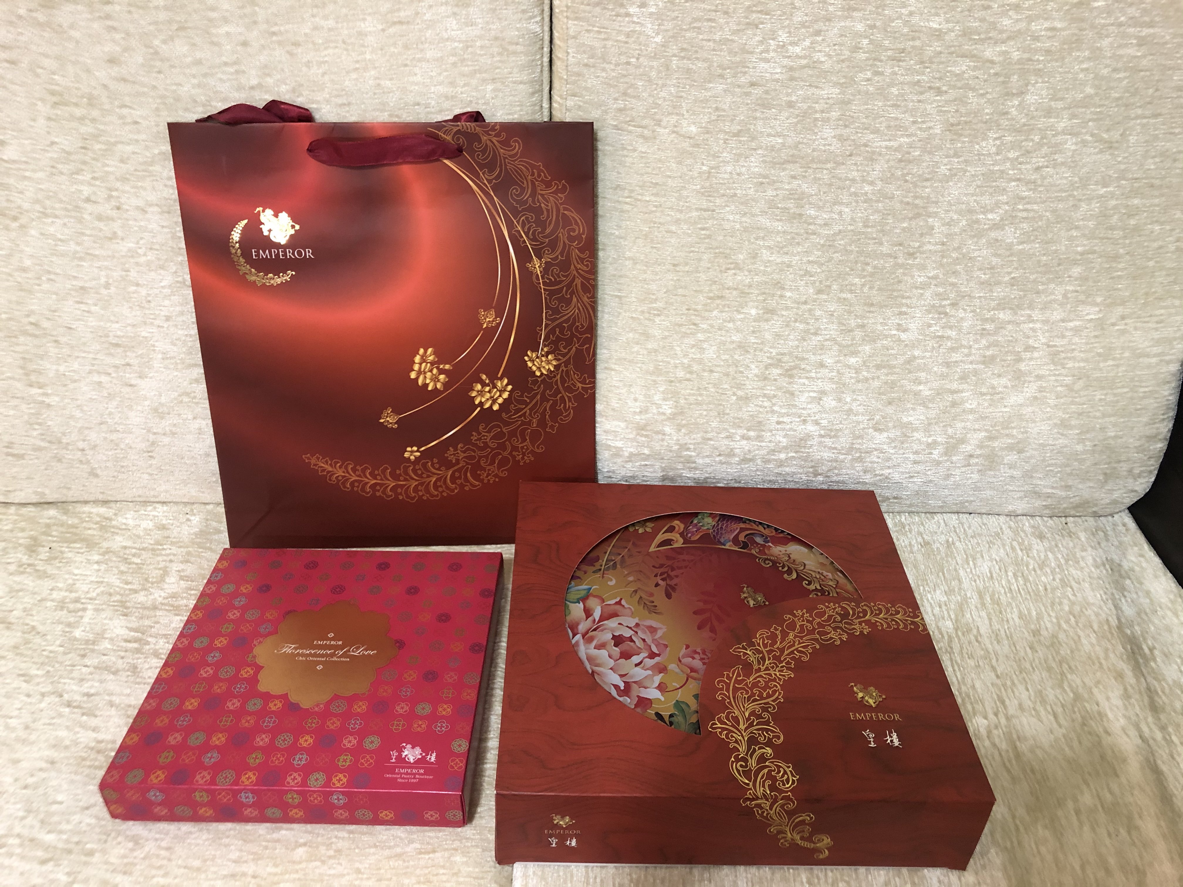試吃特派員《盛唐花錦-大圓裸餅鐵盒 + 奶皇核桃大餅12兩》-婚禮廠商評價