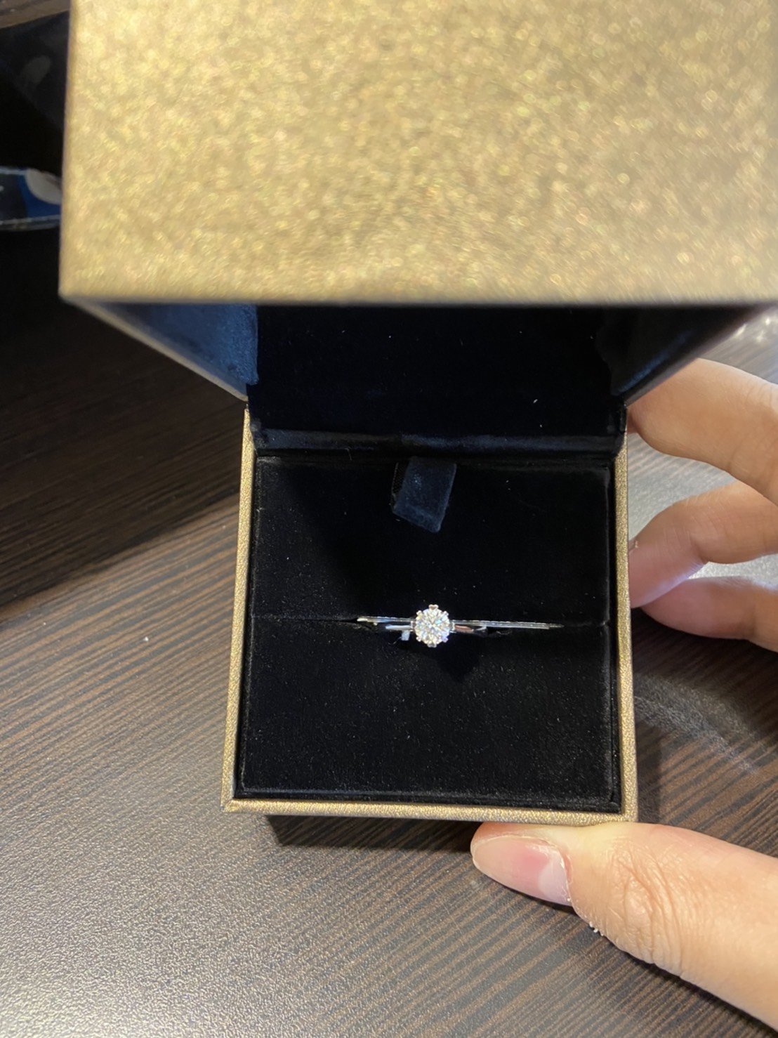 忠孝sogo鎮金店買求婚鑽戒-婚禮廠商評價