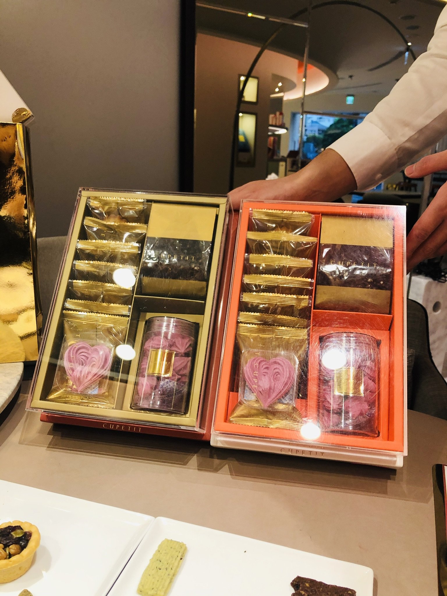喜餅挑選經驗談-卡伯蒂-婚禮廠商評價