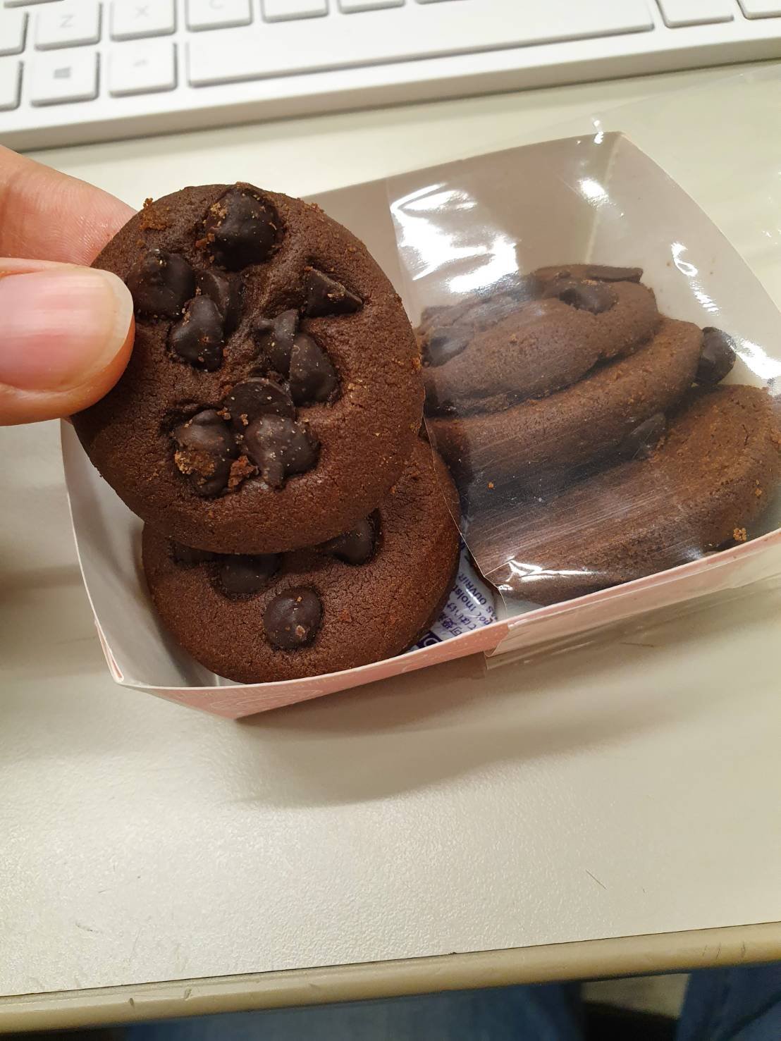 秉醇烘焙坊-芙蘿莉雙層禮盒試吃~開箱超好吃喜餅-婚禮廠商評價