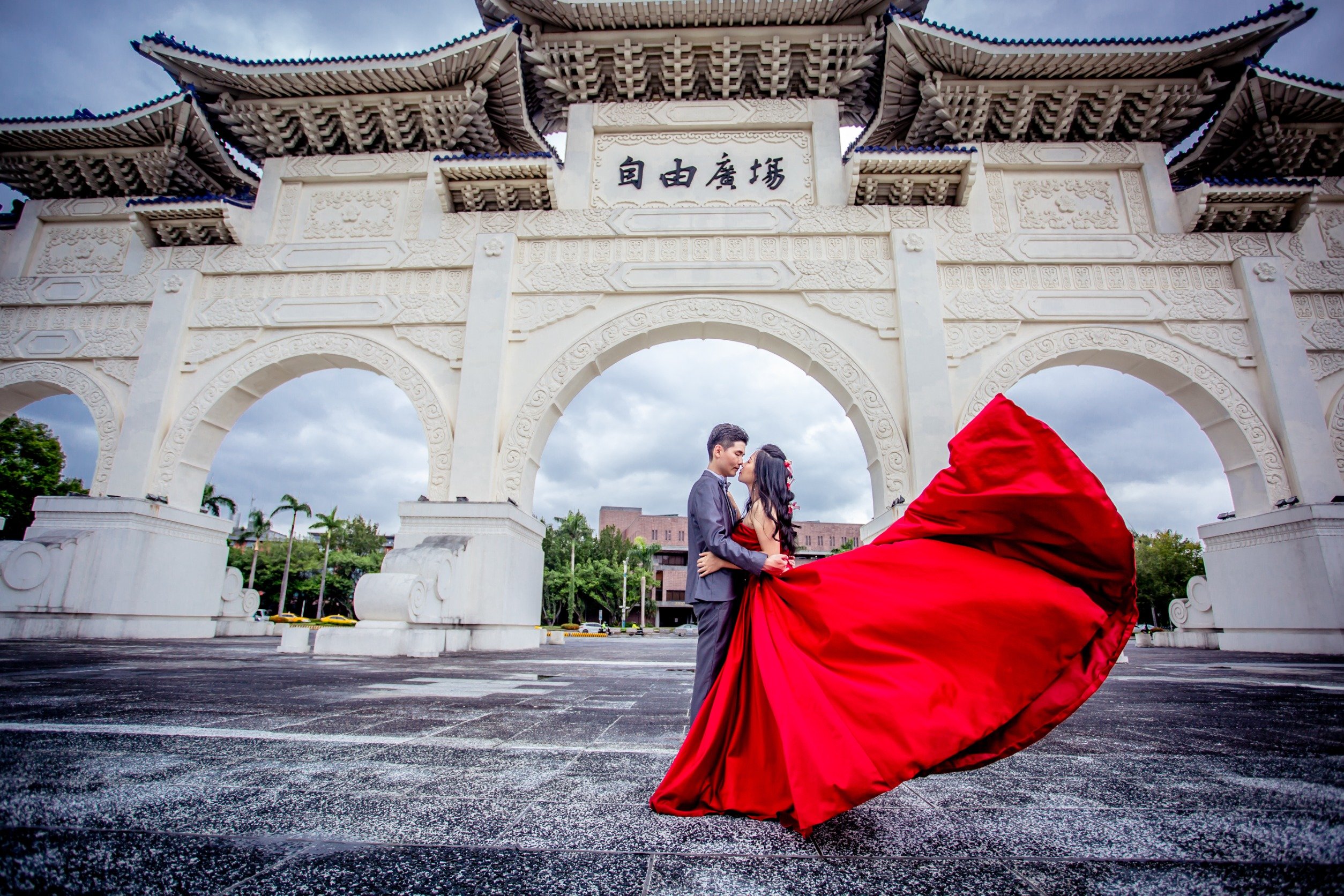 [Lishe麗舍時尚婚紗] 婚紗照心得&照片分享-婚禮廠商評價