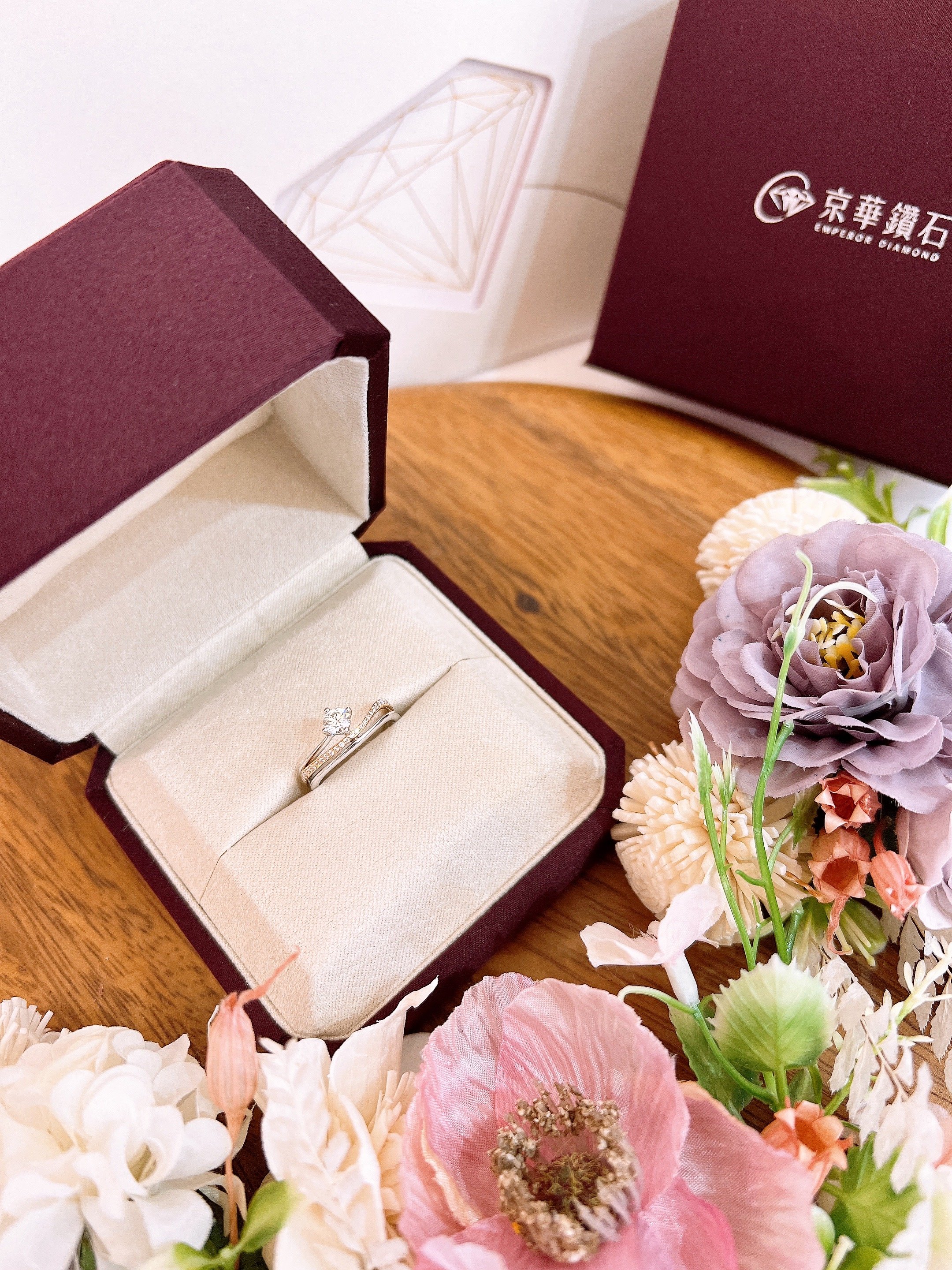 「人生中最重要的婚戒，就是要找京華鑽石大墩店」-婚禮廠商評價