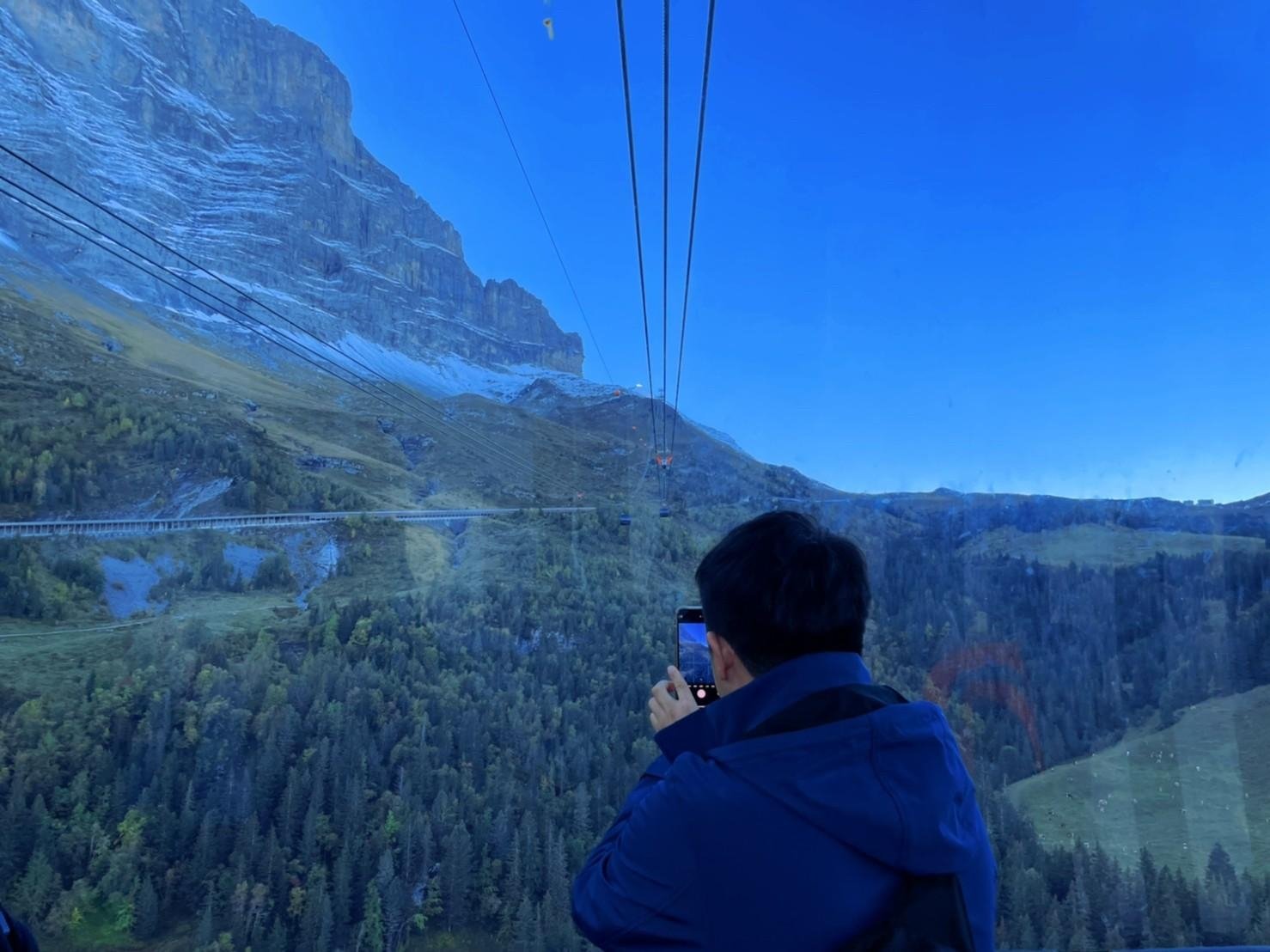 難忘的浪漫回憶－誠真德瑞蜜月（0918-1001業務Dennis、領隊Sam）-婚禮廠商評價