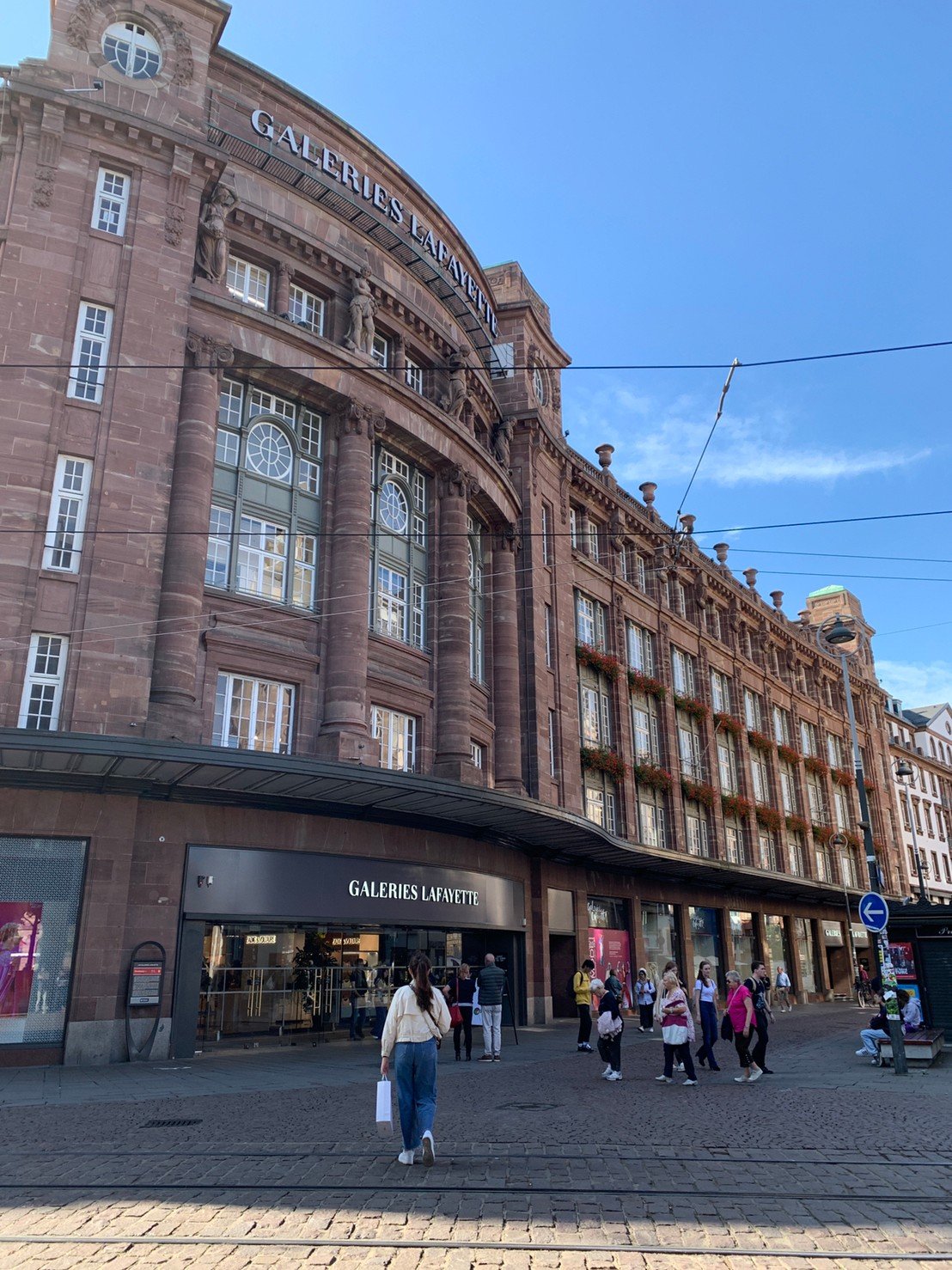 難忘的浪漫回憶－誠真德瑞蜜月（0918-1001業務Dennis、領隊Sam）-婚禮廠商評價