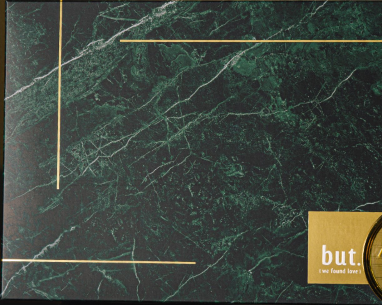 but.喜餅好吃又好看！！！-婚禮廠商評價