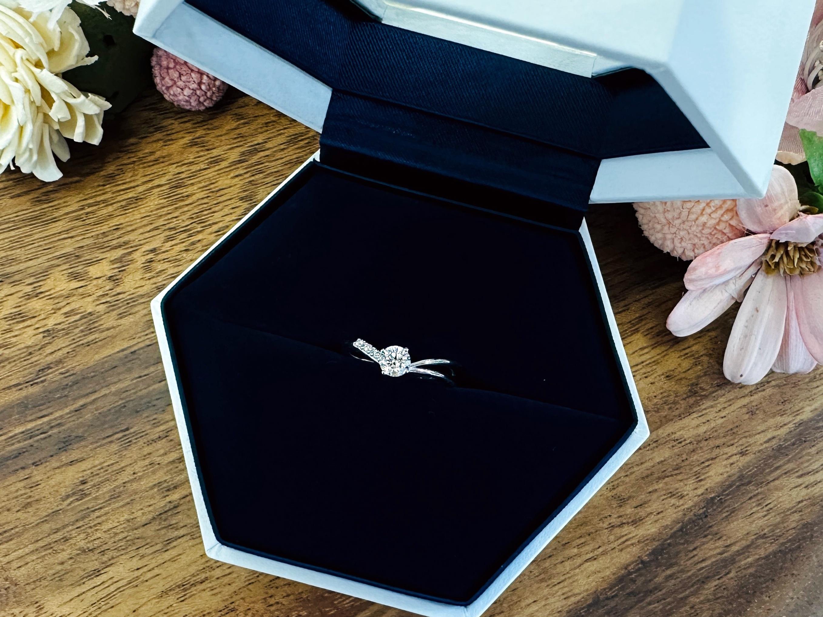 小美人魚鑽戒-京華鑽石-結婚經驗分享