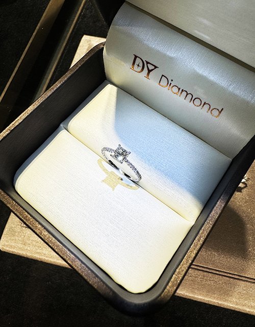 古亭大亞鑽石訂製最特別的GIA公主方鑽戒-婚禮廠商評價