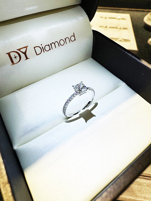 古亭大亞鑽石訂製最特別的GIA公主方鑽戒-婚禮廠商評價