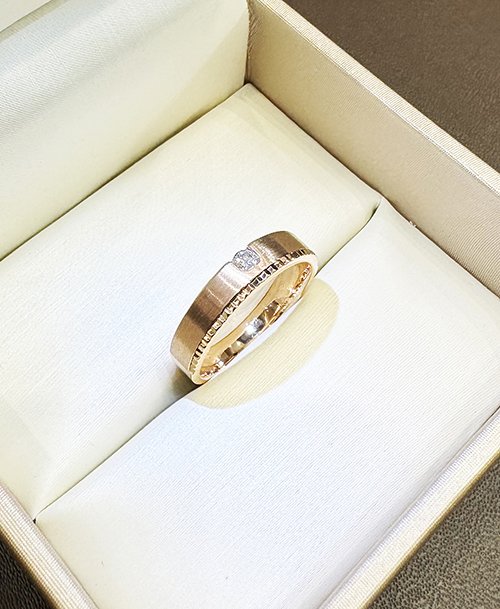 我們在宏記鑽石訂製了完美的玫瑰金婚戒!-婚禮廠商評價