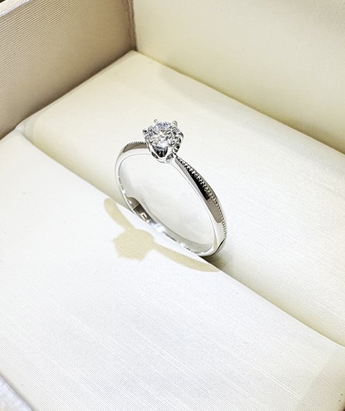 訂製GIA鑽戒就找最專業的宏記鑽石-婚禮廠商評價