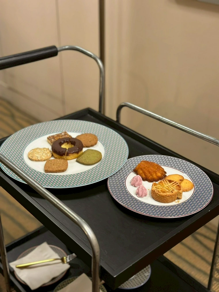 繞了一圈還是跟外國男友ㄍㄟˋ婚了！分享我們的命定喜餅-結婚經驗分享